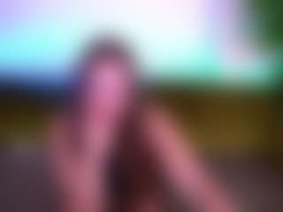 Live cam show with PamelaXXs - Blonde Hair on luckytryst.com