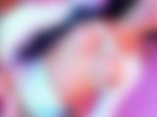 Live cam show with Ms BigCock bustamante - Black Hair on madthumbs