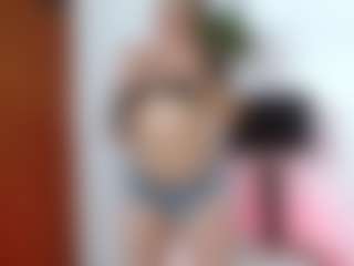 Live cam show with Ashley-Bruce - Latina on Camming Site