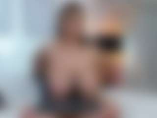Ashley-Bruce's Live Sex Cam Show