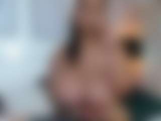 Ashley-Bruce's Live Sex Cam Show