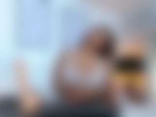 Live cam show with Ashley-Bruce - Busty on LiveSexCams6