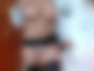 Ashley-Bruce's Live Sex Cam Show