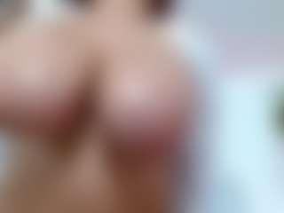 Ashley-Bruce's Live Sex Cam Show