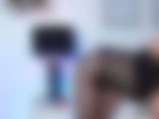 Live cam show with Ashley-Bruce - Shaved Pussy on Soda Cam