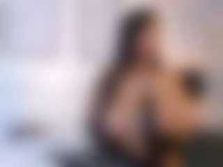 Live cam show with Ashley-Bruce - Shaved on chickslive.net