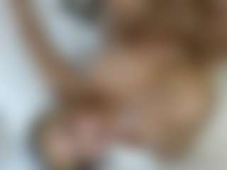 Ashley-Bruce's Live Sex Cam Show
