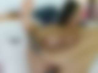 Live cam show with Ashley-Bruce - Striptease Latina on Dare Cams