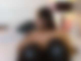 Live cam show with Ashley-Bruce - Blowjob on Dolls Live