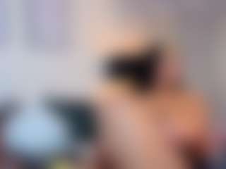 Ashley-Bruce's Live Sex Cam Show
