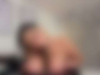 Ashley-Bruce's Live Sex Cam Show