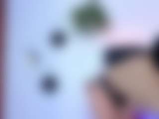 Live cam show with Ashley-Bruce - Curvy Toys on galaxygirlnitro.com