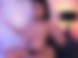 Live cam show with Ashley-Bruce - HD on AdultVida.com