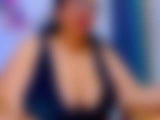 Lyalatin4's Live Sex Cam Show