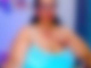 Live cam show with Lyalatin4 - HD MILF on madthumbs