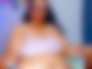 Lyalatin4's Live Sex Cam Show