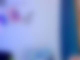 Lyalatin4's Live Sex Cam Show