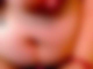 Live cam show with Lyalatin4 - Striptease MILF on CamClone