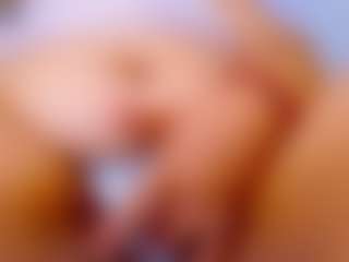 Lyalatin4's Live Sex Cam Show