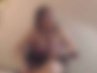 Live cam show with madie-eternity - Living Room on thefappeningchat.com