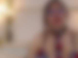 Live cam show with madie-eternity - Living Room on Milfs Live