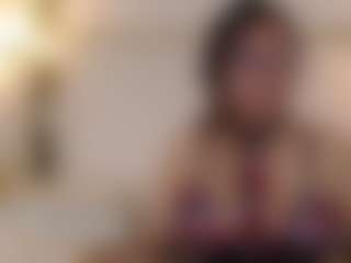 Live cam show with madie-eternity - Living Room on Camsoda
