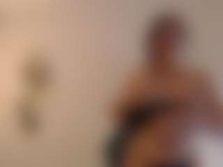 madie-eternity's Live Sex Cam Show