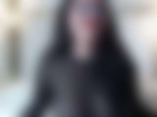 Live cam show with madie-eternity - Living Room on liverealitysex.com