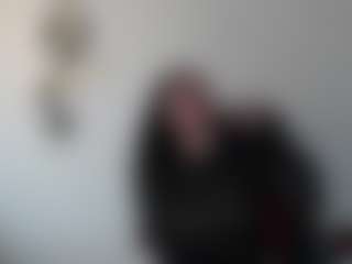 Live cam show with madie-eternity - Living Room on TeamSkeetLive