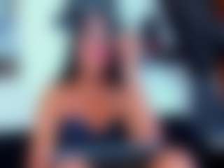 Live cam show with RobertaGutierrez - White on Camsoda | colombia