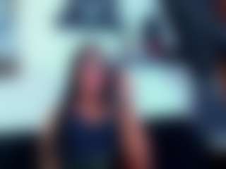 Live cam show with RobertaGutierrez - Tease on Camsoda