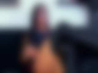 Live cam show with RobertaGutierrez - Tease on Camsoda