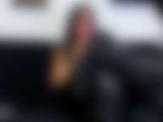 Live cam show with RobertaGutierrez - Facial Piercings on livesuperchat.net