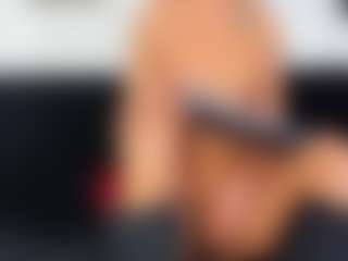 Live cam show with RobertaGutierrez - Small Tits on SinfulBabes