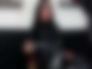 Live cam show with RobertaGutierrez - White on iamadamtest123.com | colombia