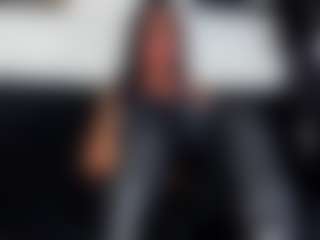 Live cam show with RobertaGutierrez - Orgasm on Dolls Live