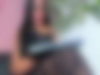Live cam show with RobertaGutierrez - Nipple Piercings on sexylive.show
