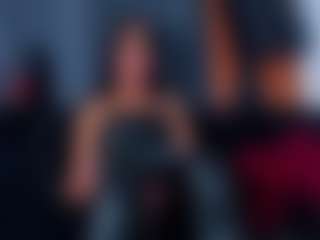 Live cam show with RobertaGutierrez - Average on Camsoda