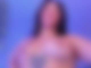 SaraaMills's Live Sex Cam Show