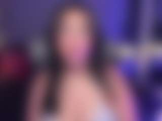 Live cam show with SaraaMills - Twerk on Camming Site