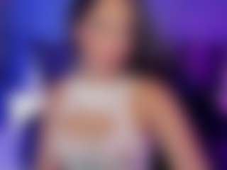 Live cam show with SaraaMills - Normal on Chatstar