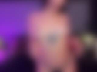 SaraaMills's Live Sex Cam Show