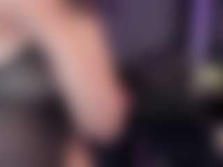 SaraaMills's Live Sex Cam Show