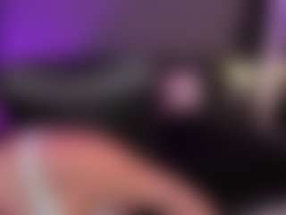 SaraaMills's Live Sex Cam Show