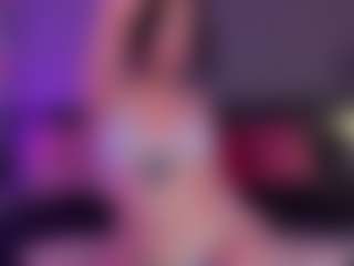 Live cam show with SaraaMills - Spank on nudelive.tv