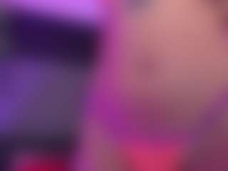 SaraaMills's Live Sex Cam Show