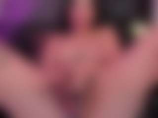 SaraaMills's Live Sex Cam Show
