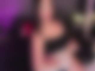 Live cam show with SaraaMills - Thong on Soda Cam