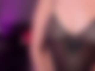 SaraaMills's Live Sex Cam Show