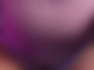 Live cam show with SaraaMills - Smoking on x69.live